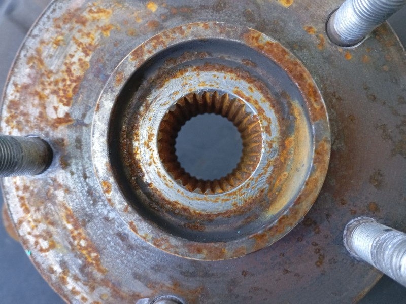 Recambio de mangueta delantera izquierda para hyundai ix35 style awd referencia OEM IAM   P1-B4-13