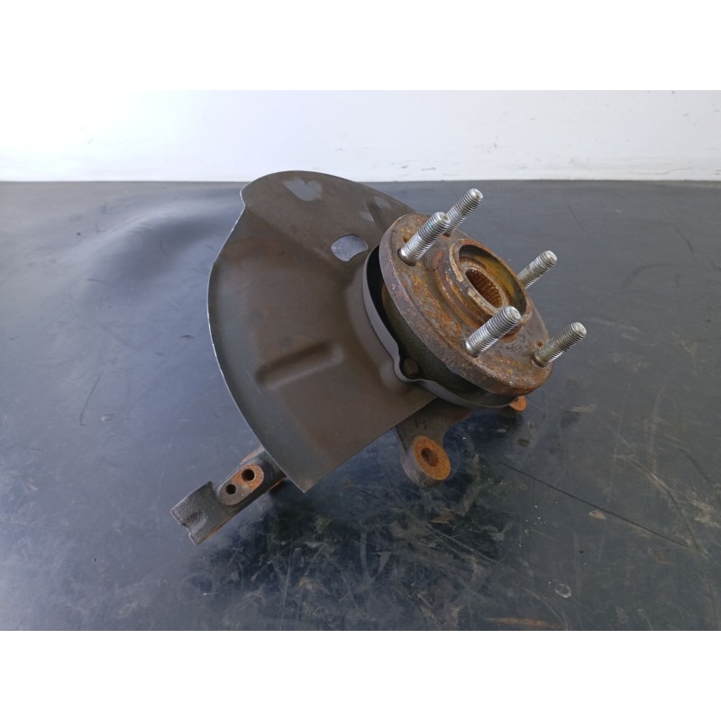 Recambio de mangueta delantera izquierda para hyundai ix35 style awd referencia OEM IAM   P1-B4-13