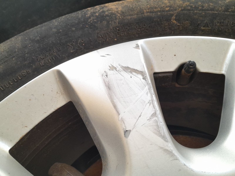 Recambio de llanta para opel combo e tour / life (k9) 1.2 referencia OEM IAM 205/60/16  