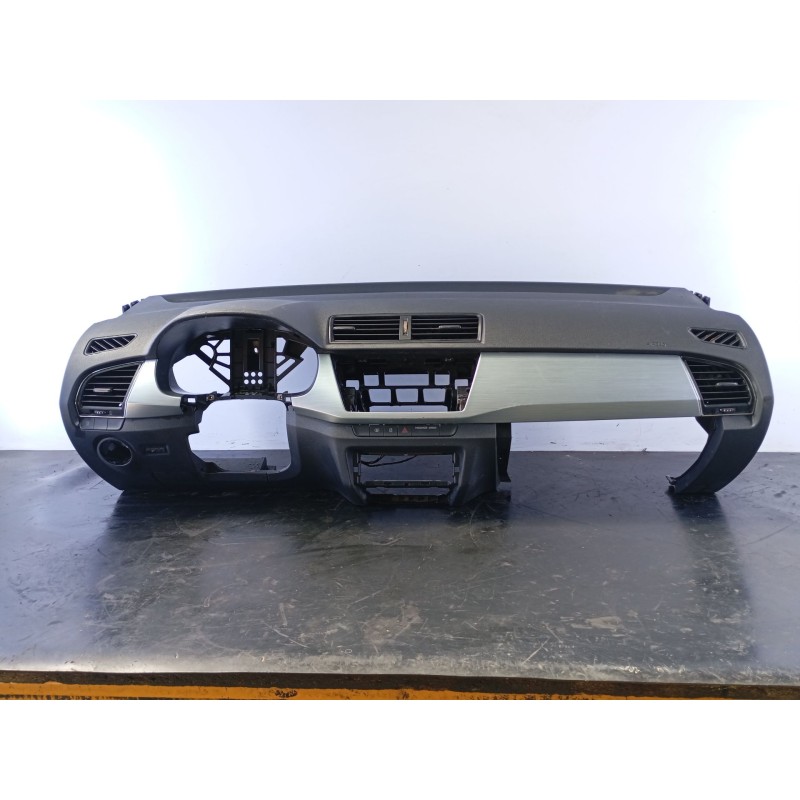 Recambio de salpicadero para skoda fabia active referencia OEM IAM   