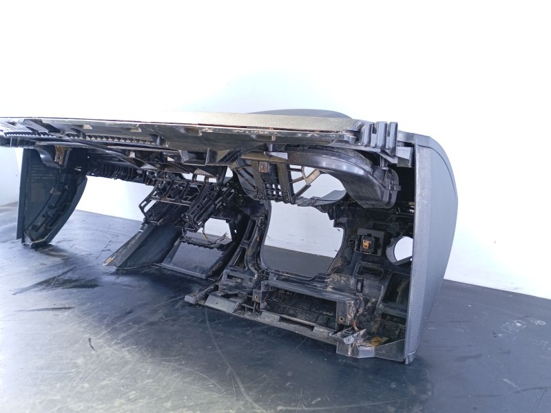 Recambio de salpicadero para skoda fabia active referencia OEM IAM   