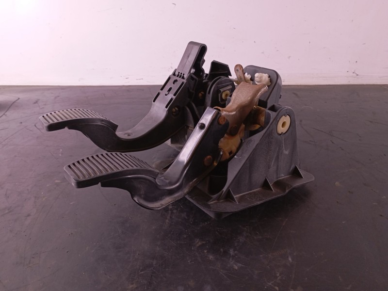 Recambio de pedal embrague para ford ka (ccu) titanium referencia OEM IAM LS392748 51804329 