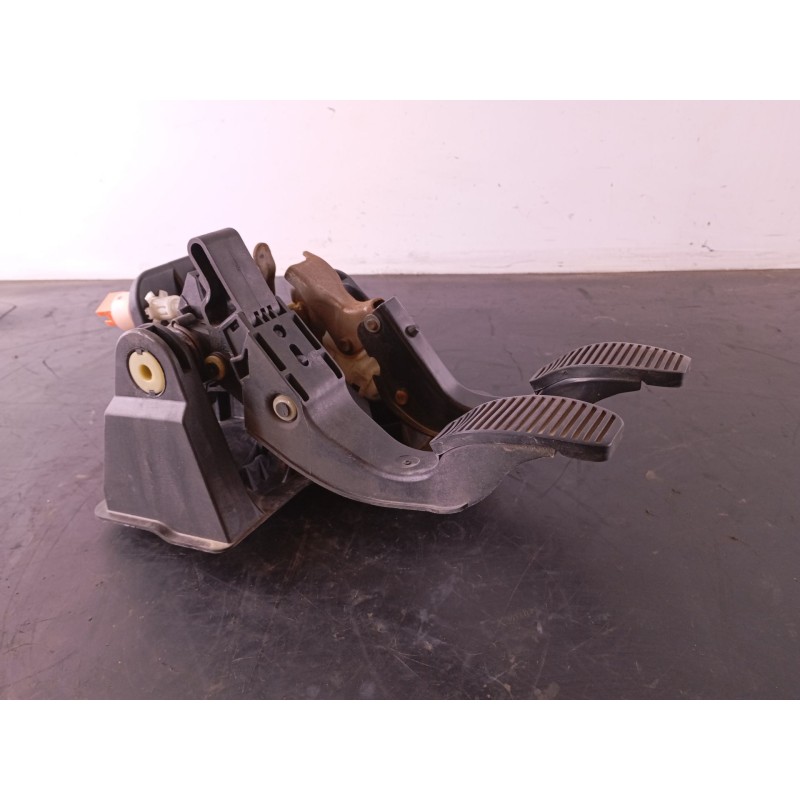 Recambio de pedal embrague para ford ka (ccu) titanium referencia OEM IAM LS392748 51804329 