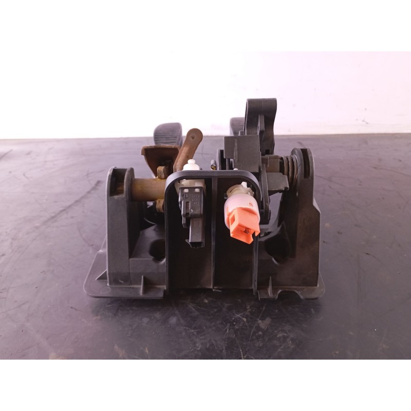 Recambio de pedal embrague para ford ka (ccu) titanium referencia OEM IAM LS392748 51804329 