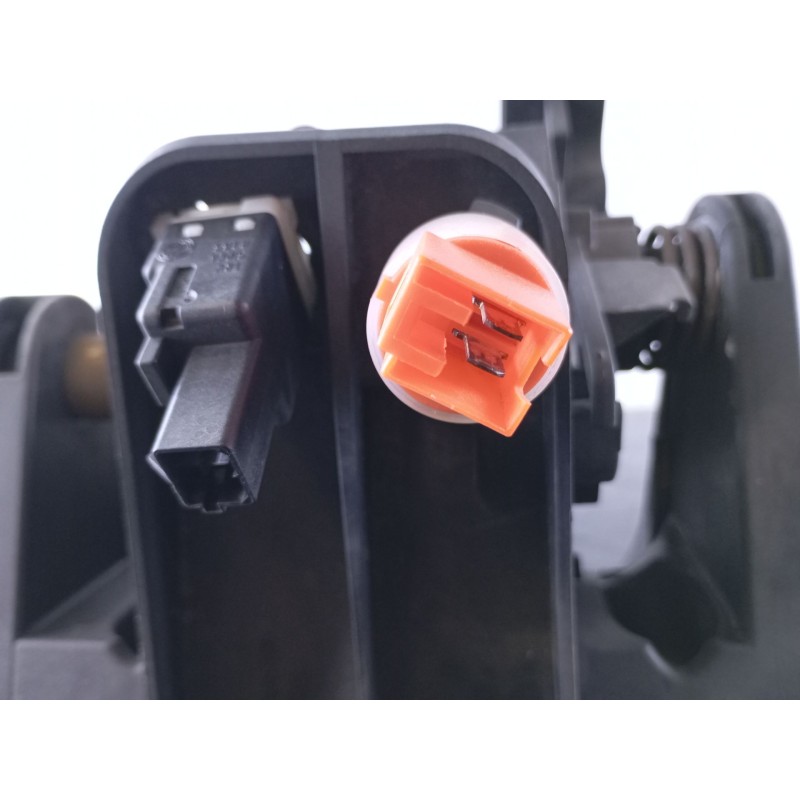 Recambio de pedal embrague para ford ka (ccu) titanium referencia OEM IAM LS392748 51804329 