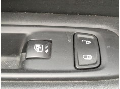 MANDO ELEVALUNAS DELANTERO DERECHO 