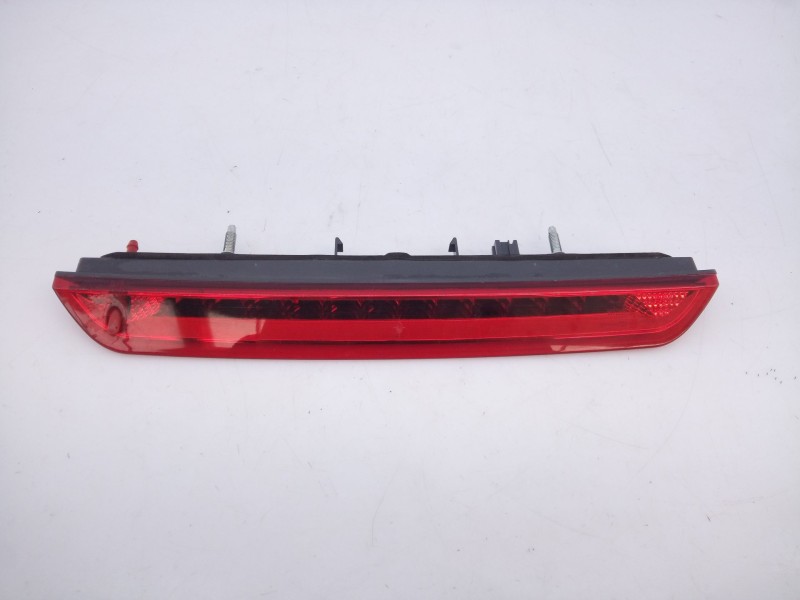 Recambio de luz central de freno para renault koleos dynamique referencia OEM IAM   