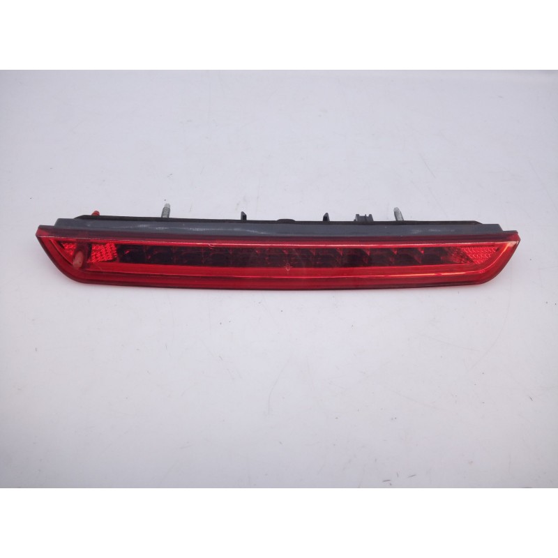 Recambio de luz central de freno para renault koleos dynamique referencia OEM IAM   