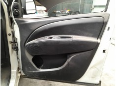GUARNECIDO PUERTA DELANTERA DERECHA 