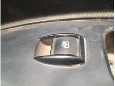 MANDO ELEVALUNAS DELANTERO DERECHO 