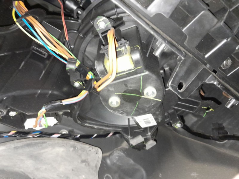 Recambio de ventilador calefaccion para opel combo furgoneta/monovolumen (x12) 1.3 cdti (b05) referencia OEM IAM 5T743  