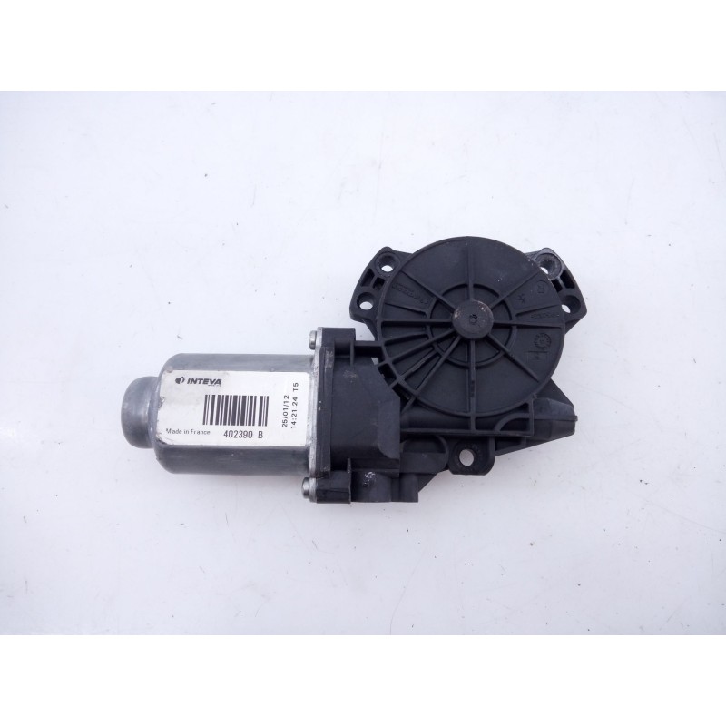 Recambio de elevalunas delantero derecho para hyundai ix35 classic 2wd referencia OEM IAM 402390B  
