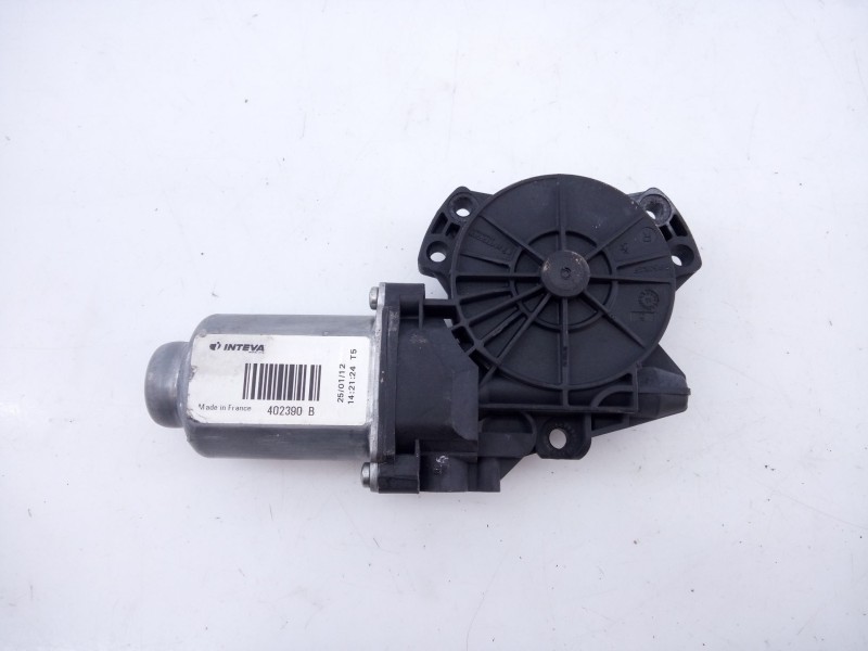 Recambio de elevalunas delantero derecho para hyundai ix35 classic 2wd referencia OEM IAM 402390B  