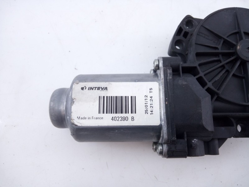 Recambio de elevalunas delantero derecho para hyundai ix35 classic 2wd referencia OEM IAM 402390B  