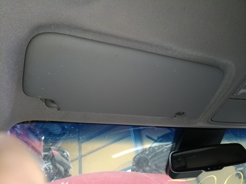 Recambio de parasol izquierdo para kia sportage iv (ql, qle) 1.6 crdi referencia OEM IAM   