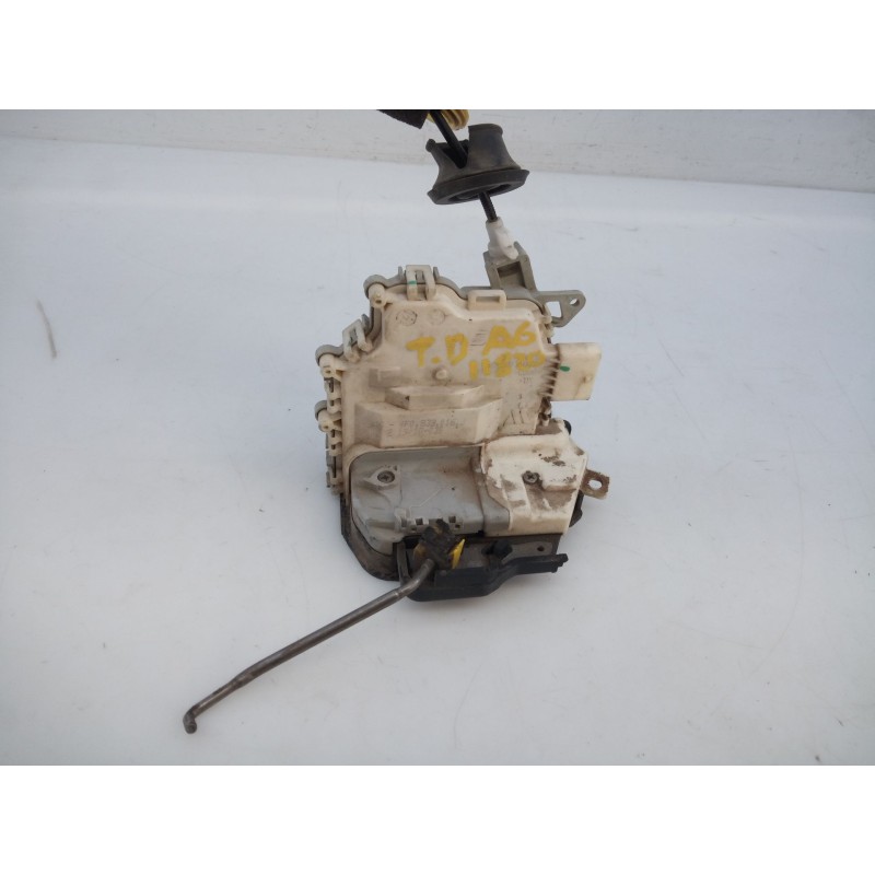 Recambio de cerradura puerta trasera derecha para audi a6 berlina (4f2) 2.7 tdi referencia OEM IAM   
