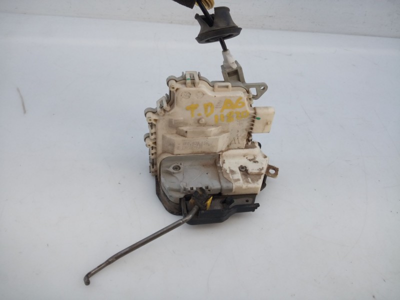Recambio de cerradura puerta trasera derecha para audi a6 berlina (4f2) 2.7 tdi referencia OEM IAM   