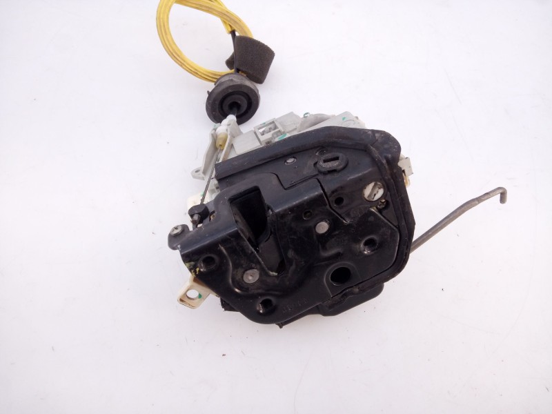 Recambio de cerradura puerta trasera derecha para audi a6 berlina (4f2) 2.7 tdi referencia OEM IAM   