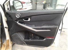 GUARNECIDO PUERTA DELANTERA DERECHA 