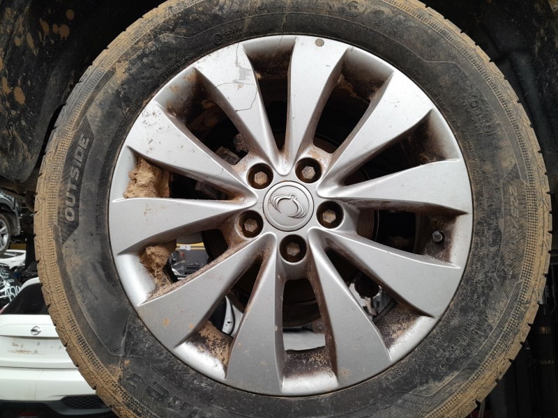 Recambio de llanta para ssangyong korando (ck) 2.2 xdi referencia OEM IAM 225/60/17  