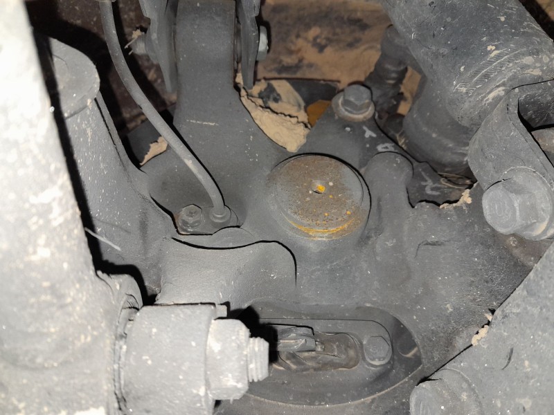 Recambio de mangueta trasera derecha para ssangyong korando (ck) 2.2 xdi referencia OEM IAM   