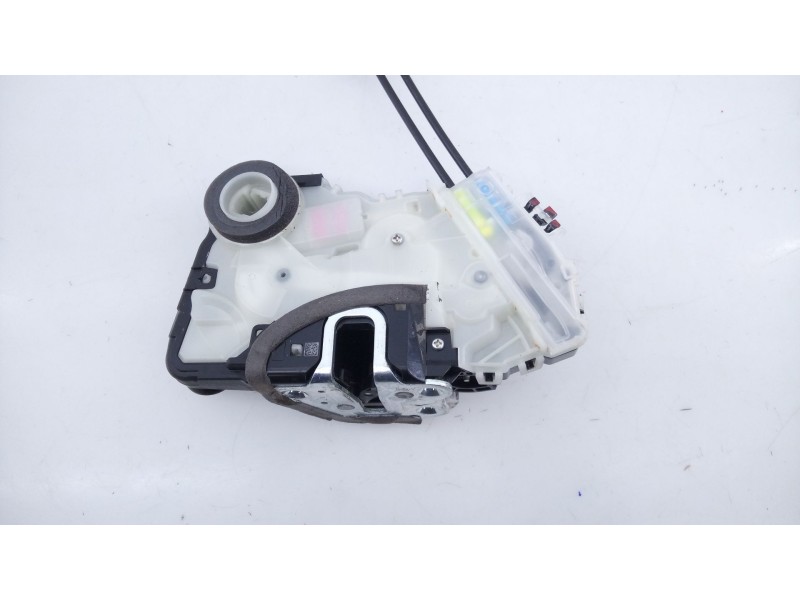 Recambio de cerradura puerta delantera izquierda para toyota c-hr (x2, h2) phev hybrid awd gr sport referencia OEM IAM   