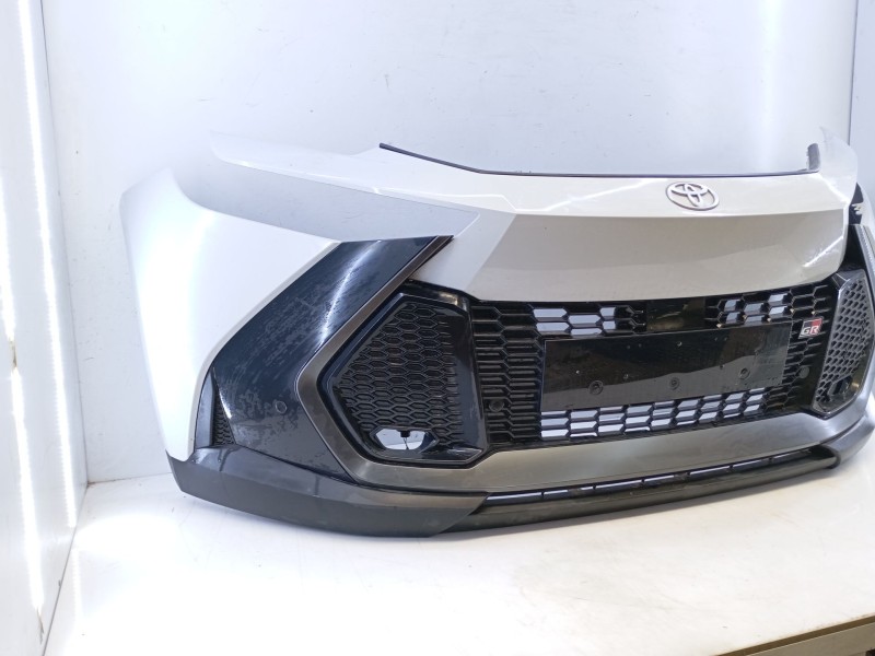 Recambio de paragolpes delantero para toyota c-hr (x2, h2) phev hybrid awd gr sport referencia OEM IAM   