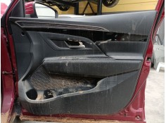 GUARNECIDO PUERTA DELANTERA DERECHA 