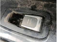 MANDO ELEVALUNAS DELANTERO DERECHO 