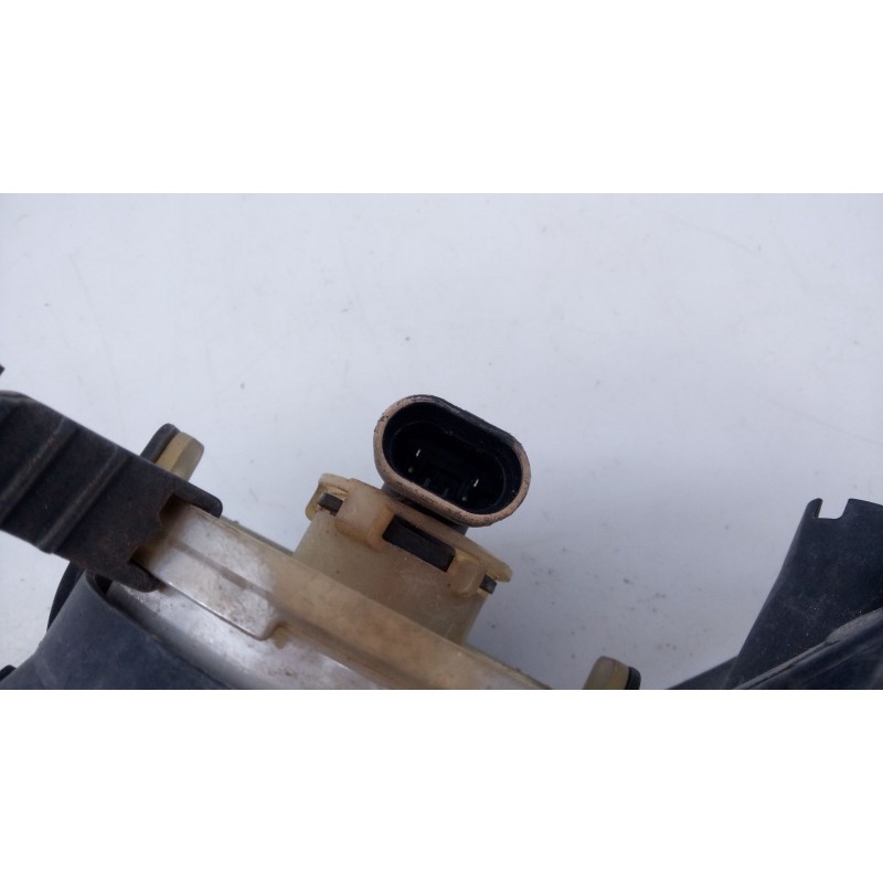 Recambio de faro antiniebla derecho para opel insignia a (g09) 2.0 cdti (68) referencia OEM IAM 662588537  