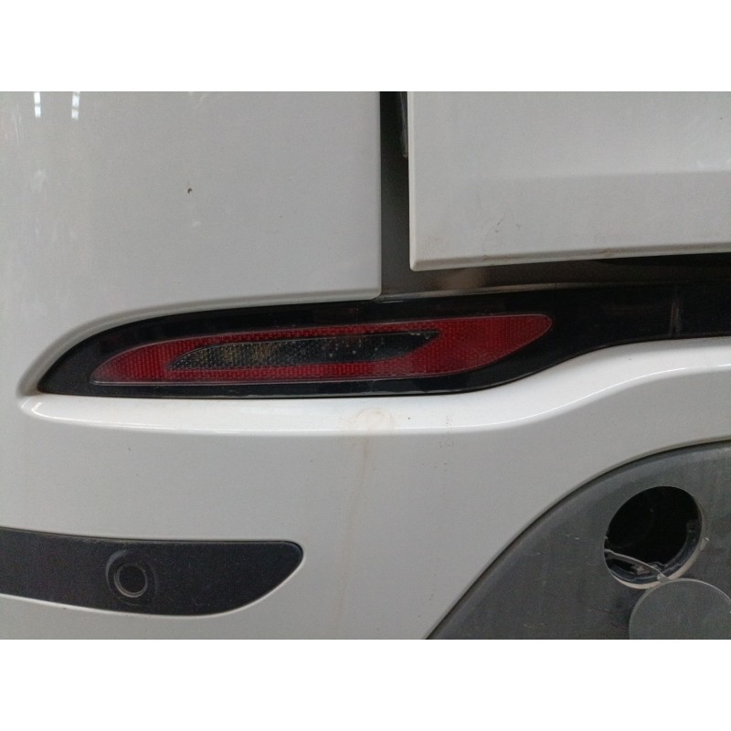 Recambio de piloto trasero izquierdo de paragolpes para land rover range rover evoque (l551) 2.0 d165 referencia OEM IAM   