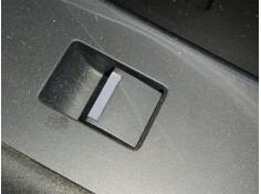 MANDO ELEVALUNAS TRASERO DERECHO 