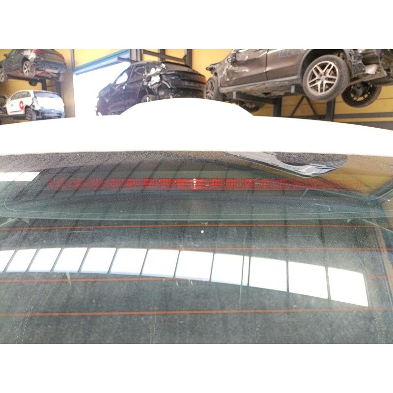 Recambio de luz central de freno para mercedes-benz clase a sedán (v177) a 250 e (177.186) referencia OEM IAM   