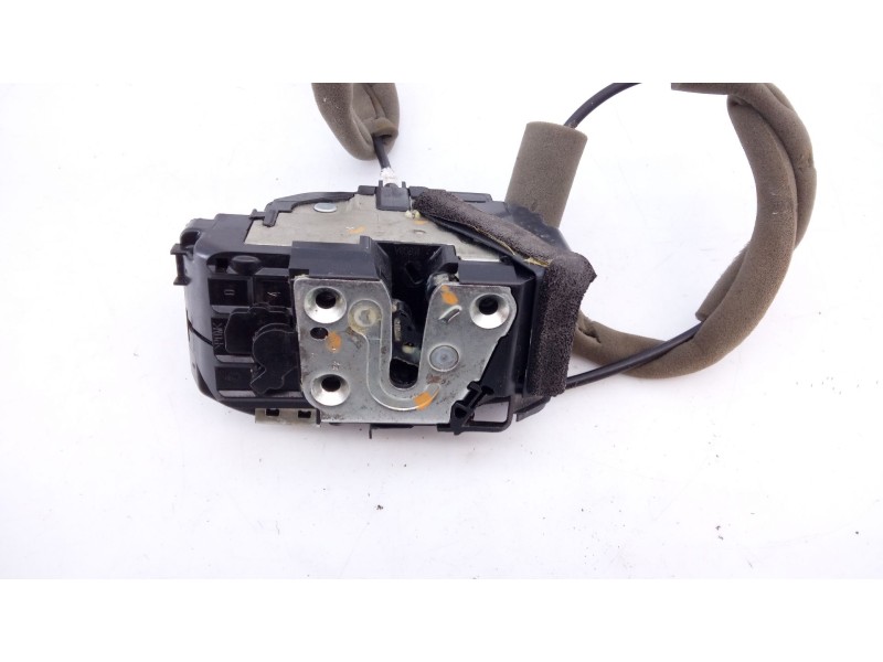 Recambio de cerradura puerta delantera derecha para nissan pulsar hatchback (c13) 1.5 dci referencia OEM IAM   