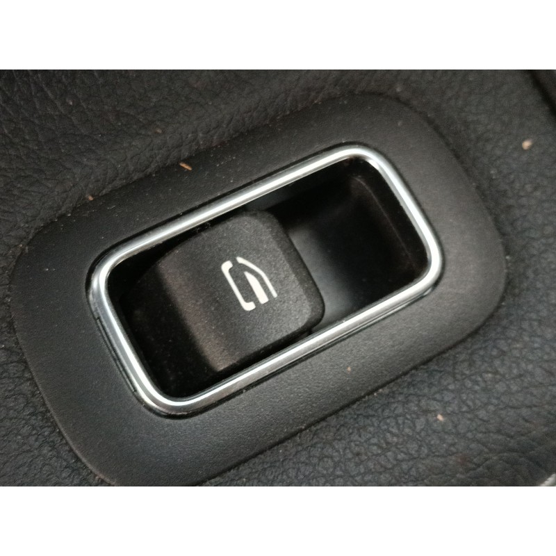 Recambio de mando elevalunas trasero izquierdo para mercedes-benz clase a sedán (v177) a 250 e (177.186) referencia OEM IAM   