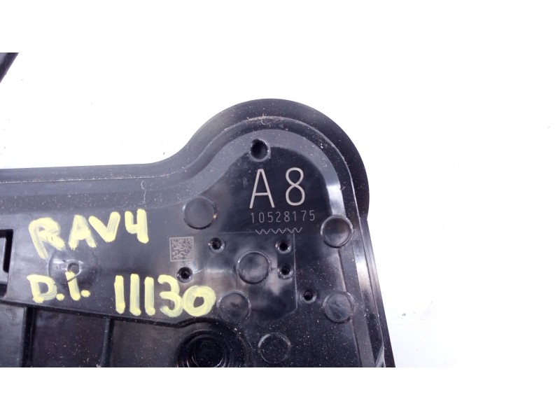 Recambio de cerradura puerta delantera izquierda para toyota rav4 hybrid 4x2 luxury referencia OEM IAM   