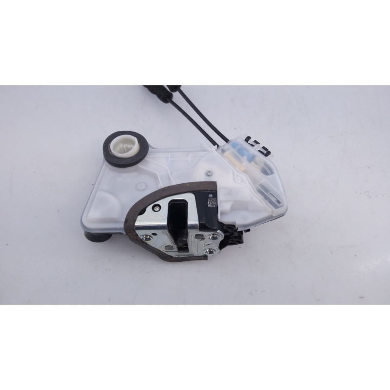 Recambio de cerradura puerta delantera izquierda para toyota rav4 hybrid 4x2 luxury referencia OEM IAM   