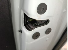 CERRADURA PUERTA TRASERA DERECHA 