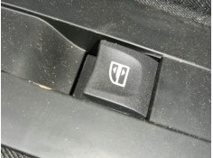 MANDO ELEVALUNAS DELANTERO DERECHO 