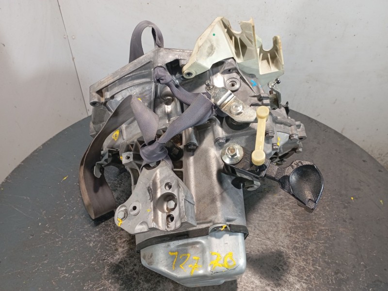 Recambio de caja cambios para peugeot 207 active referencia OEM IAM 20CQ65  M1-B2-32