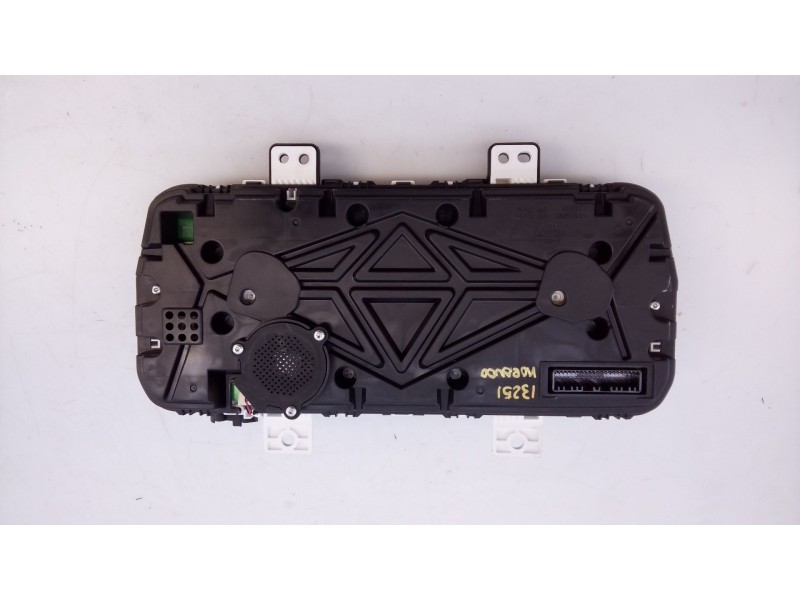 Recambio de cuadro instrumentos para ssangyong korando (c300) 1.5 tgdi 6 velocidades referencia OEM IAM 8021037261  