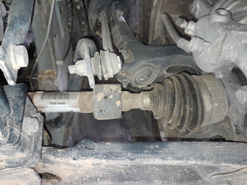 Recambio de transmision delantera izquierda para renault megane iv hatchback (b9a/m/n_) 1.2 tce 100 (b9ms) referencia OEM IAM 39