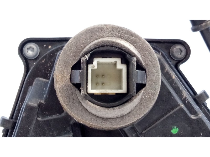 Recambio de cerradura puerta trasera izquierda para renault captur ii (hf_) tce 130 (hfmf) referencia OEM IAM 825031538R  