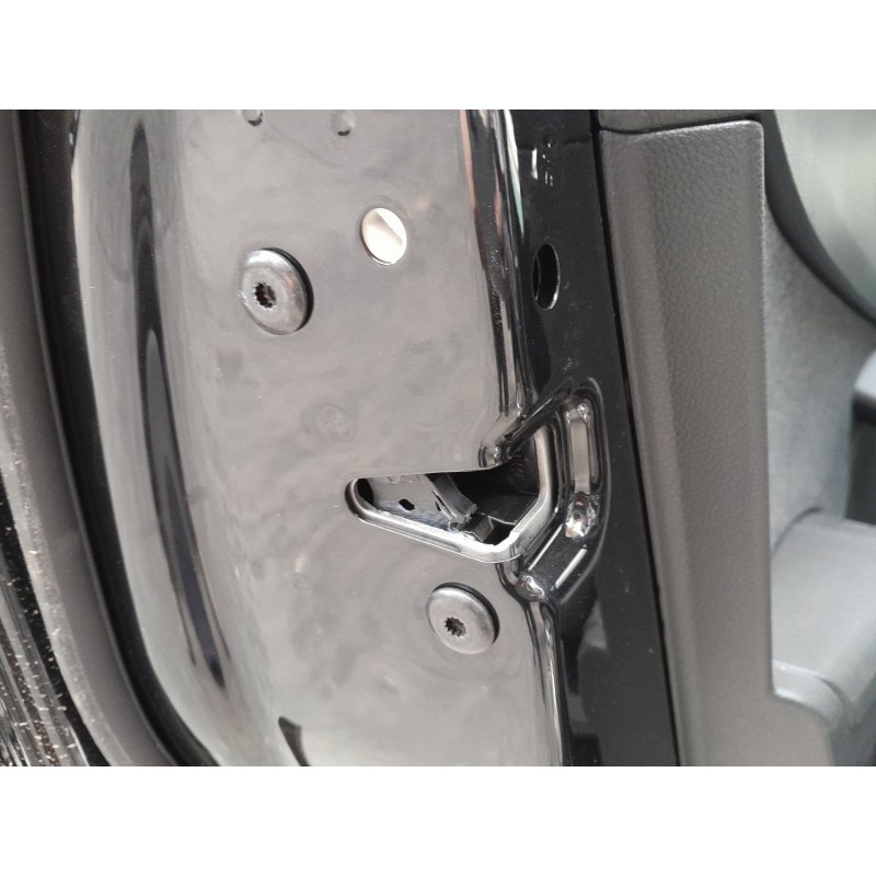 Recambio de cerradura puerta trasera izquierda para seat ateca (kh7, khp) 1.5 tsi referencia OEM IAM   