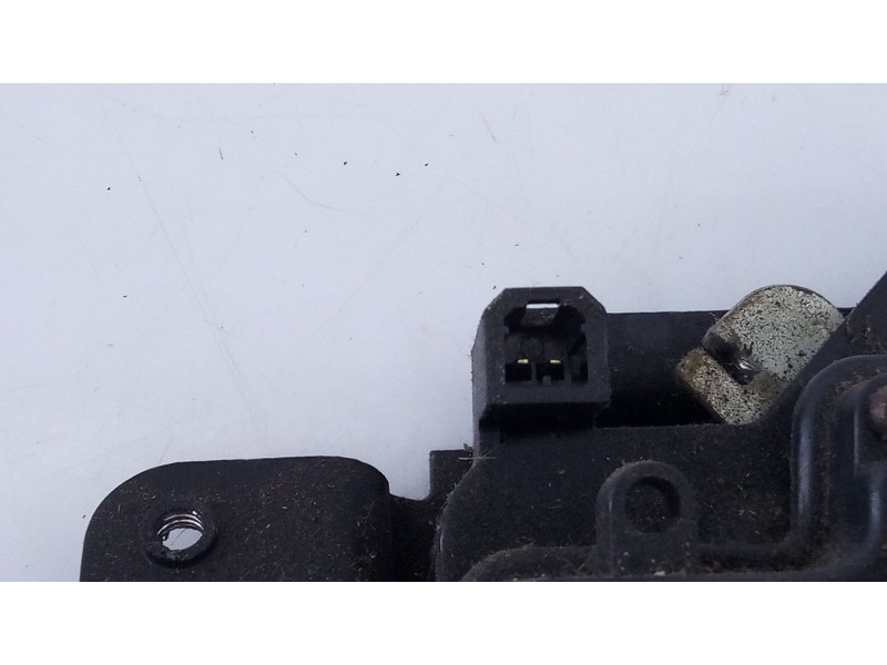 Recambio de cerradura maletero / porton para chrysler jeep compass limited referencia OEM IAM   