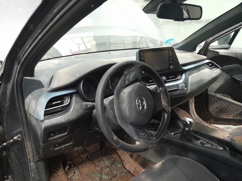 toyota c-hr (_x1_) del año 2022