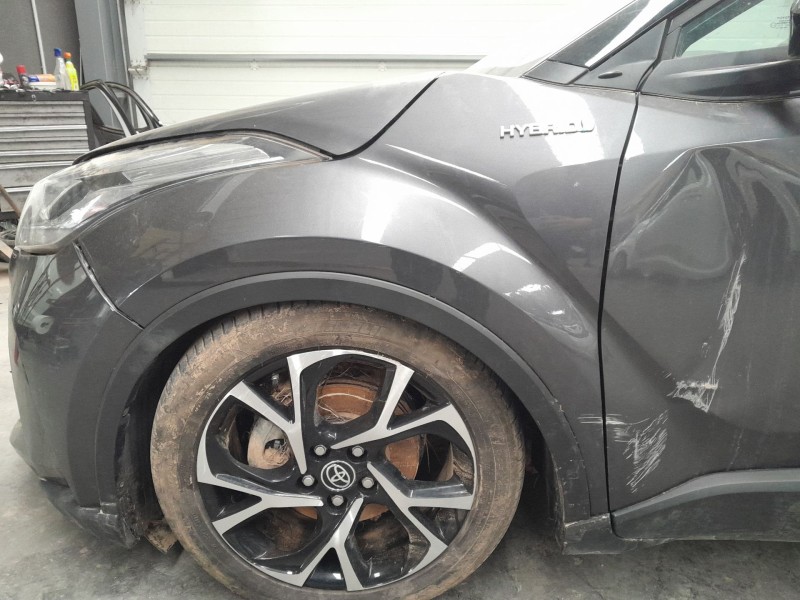 Recambio de aleta delantera izquierda para toyota c-hr (_x1_) 1.8 hybrid (zyx10_, zyx11_) referencia OEM IAM   