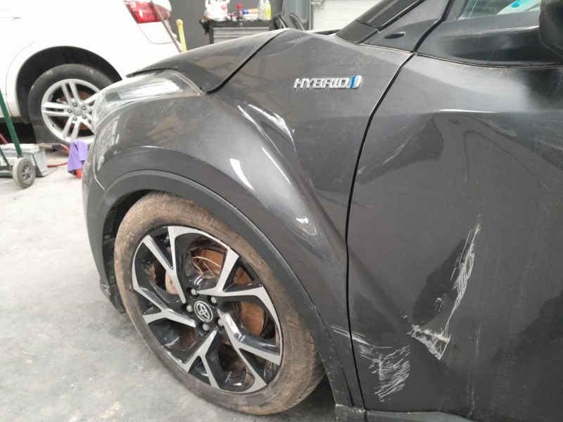 Recambio de aleta delantera izquierda para toyota c-hr (_x1_) 1.8 hybrid (zyx10_, zyx11_) referencia OEM IAM   