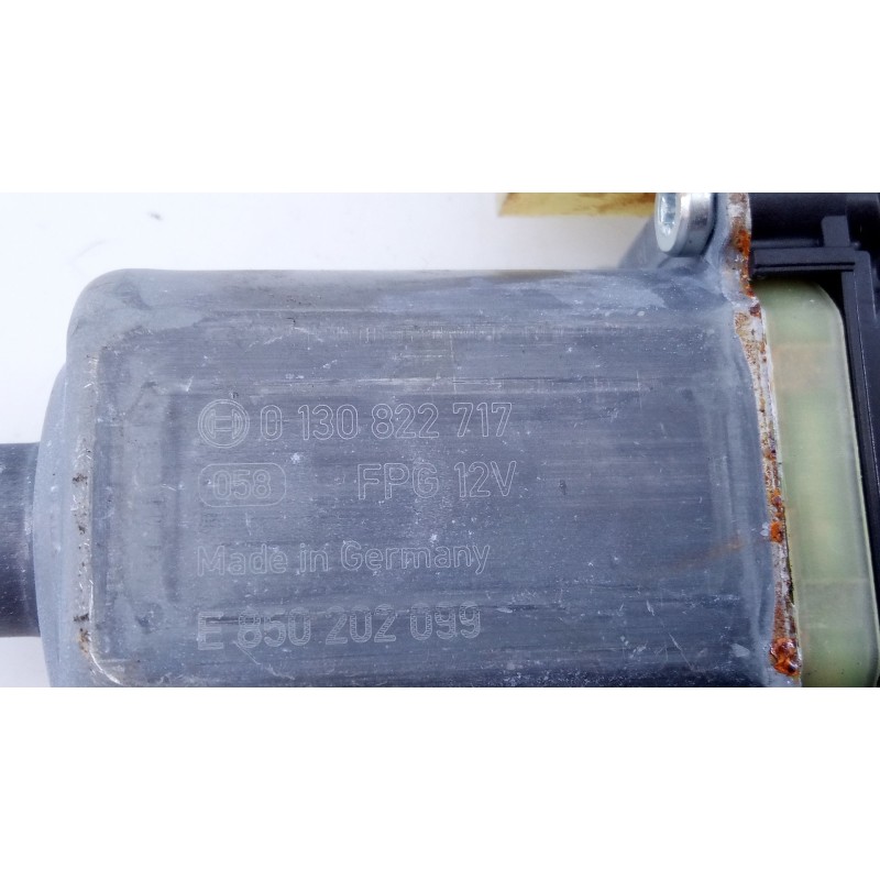 Recambio de elevalunas delantero izquierdo para volkswagen golf vii (5g1, bq1, be1, be2) 1.2 tsi referencia OEM IAM 0130822717  