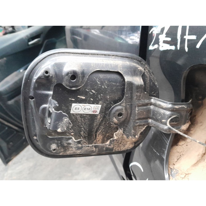 Recambio de tapa exterior combustible para toyota c-hr (_x1_) 1.8 hybrid (zyx10_, zyx11_) referencia OEM IAM   